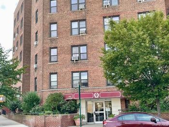 48-21 40th Street