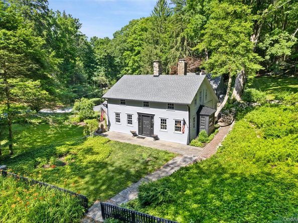 35 Old Snake Hill Road, Pound Ridge NY 10576