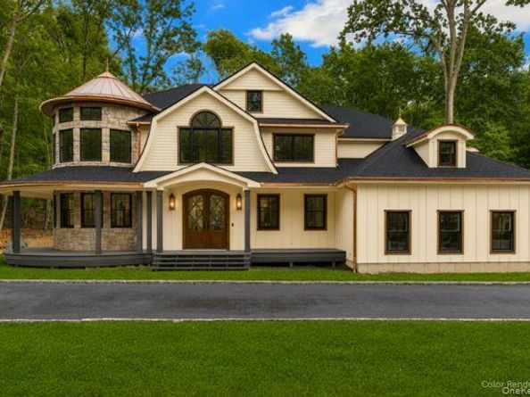301 Old Mill Road, Saint James NY 11780