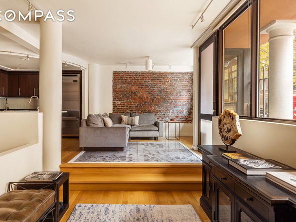 357 West 12th Street 1E, New York NY 10014