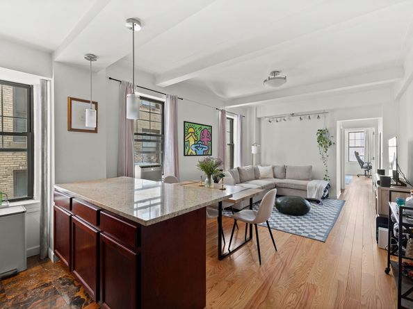 141 East 3rd Street 4B, New York NY 10009