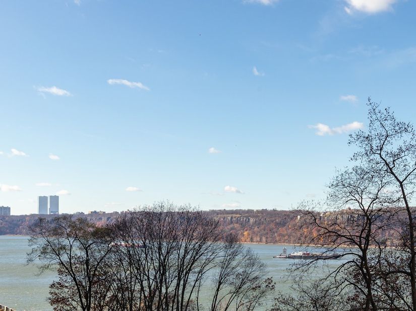 2621 Palisade Avenue 4J, Bronx NY 10463