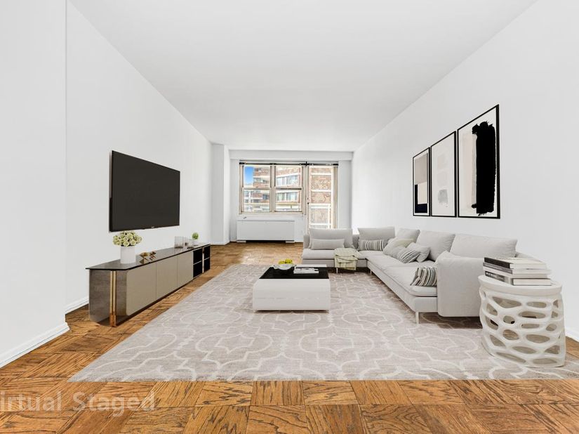 305 East 24th Street 14T, New York NY 10010