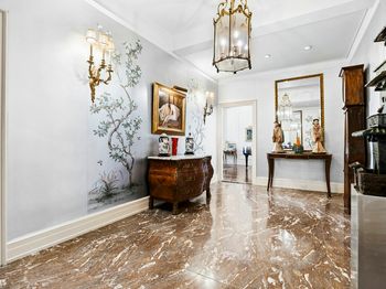 33 East 70th Street