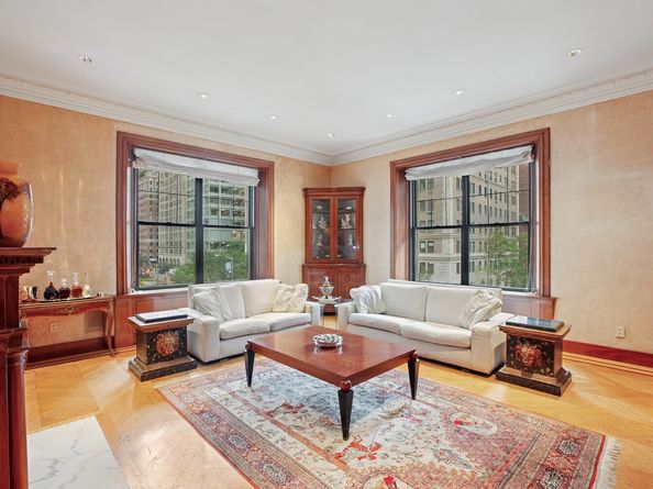 521 Park Avenue 3C, New York NY 10021