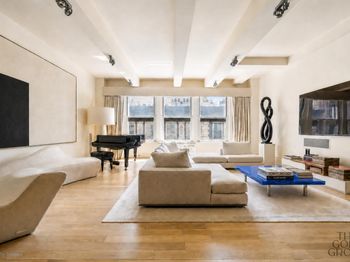 260 Park Avenue S