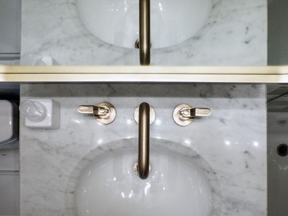 333 East 45th Street 12F, New York NY 10017