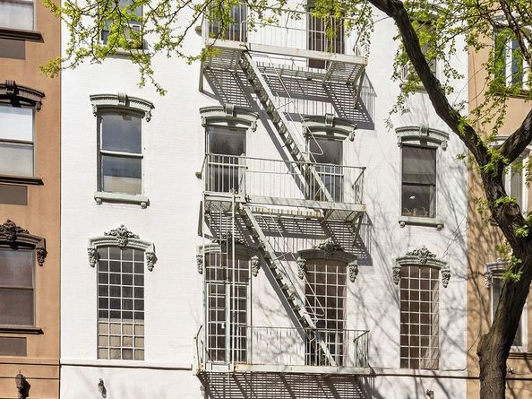 223-225 East 31st Street, New York NY 10016