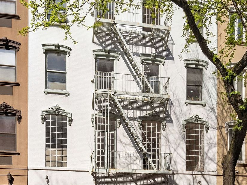 223-225 East 31st Street, New York NY 10016