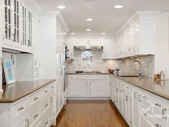 142 East 16th Street