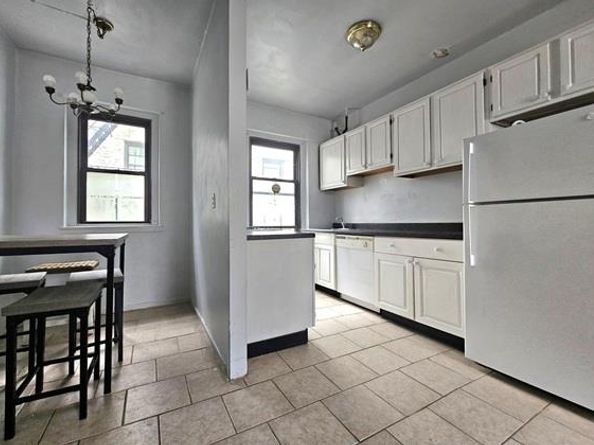 21-67 33rd Street 4G, Queens NY 11105