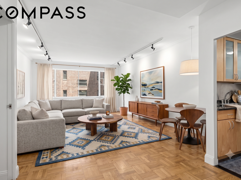 333 East 69th Street 3A, New York NY 10021