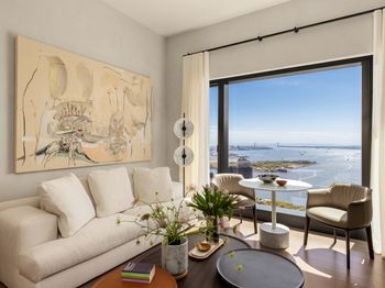 125 Greenwich Street