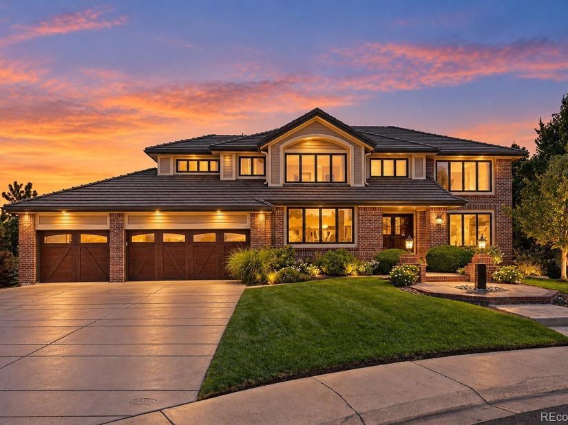 2174 S Parfet Court, Denver CO 80227
