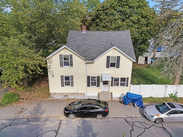 20 Pleasantview Ave, Fitchburg MA 01420