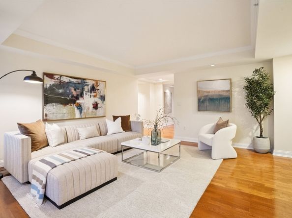 20 Chapel Street B811, Brookline MA 02446