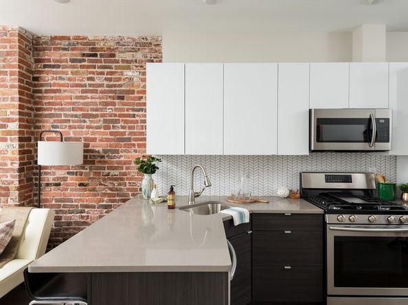 64 Frankfort St 6, Boston MA 02128