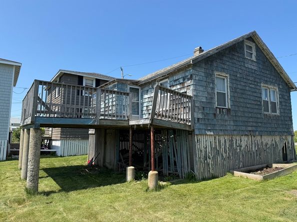 30 Ocean Ave, Hull MA 02045