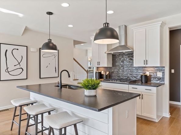 15 Emerald Run 10, Shrewsbury MA 01545