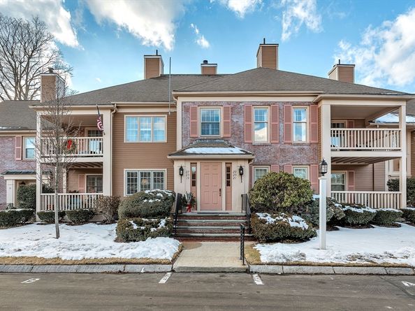 19 Highland Court 19, Needham MA 02492