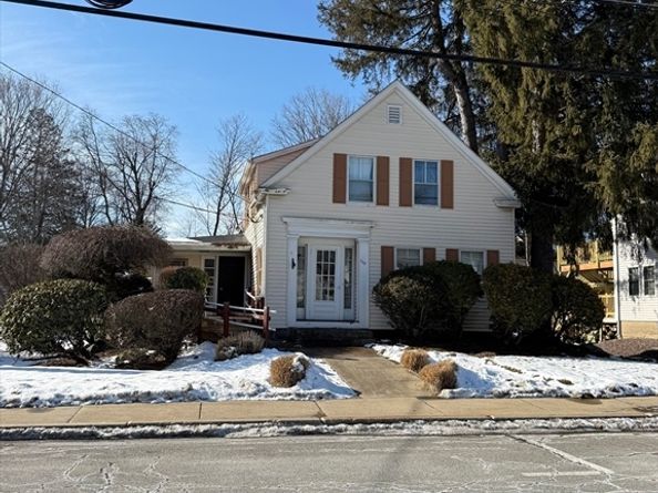 257-259 Main St, Ashland MA 01721