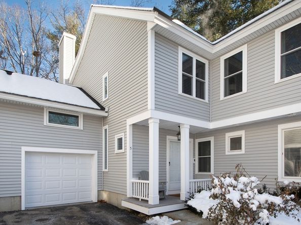 5 Blueberry Ct 5, Rockland MA 02370