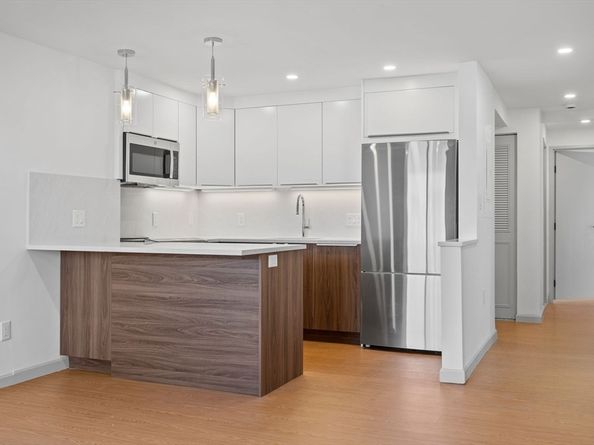 1243 Beacon Street 5A, Brookline MA 02446