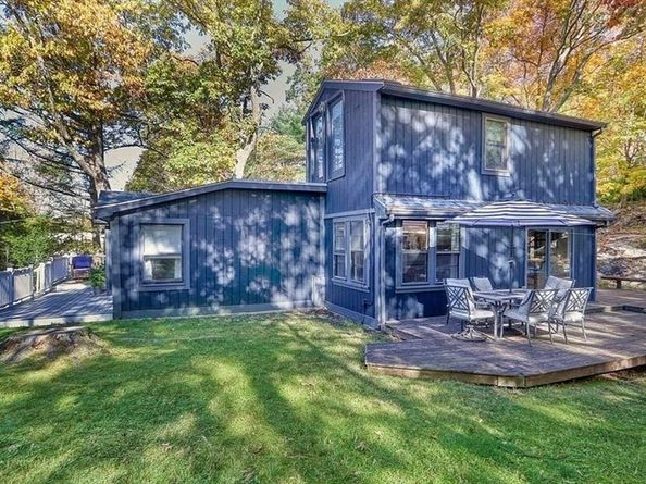 7 West St, Melrose MA 02176