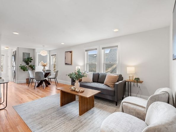 70 Albion St 3, Somerville MA 02143