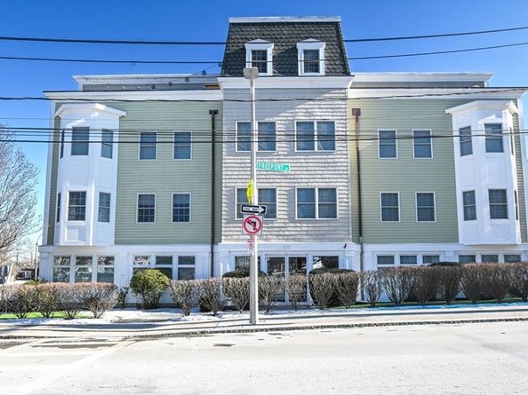 572 Freeport Street 103, Boston MA 02122