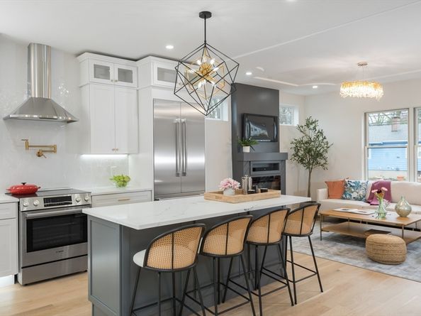 6 Gordon Rd, Arlington MA 02474