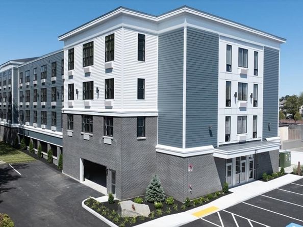 21 Totman Street PH401, Quincy MA 02169