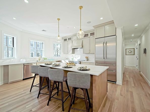 252 Lexington Avenue 4, Cambridge MA 02138