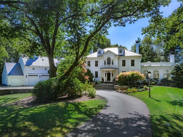 32 Sears Road, Southborough MA 01772