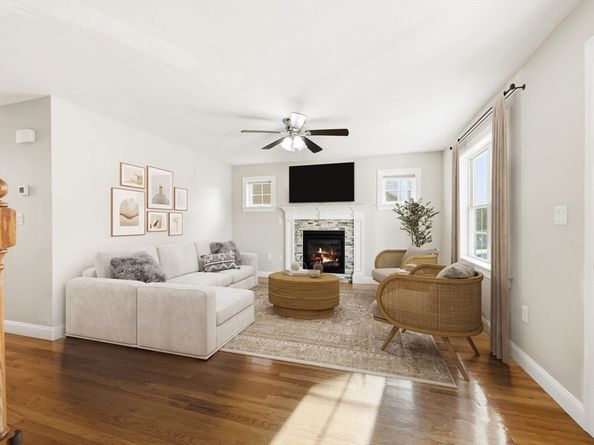 877 Brockton Avenue  877, Abington MA 02351