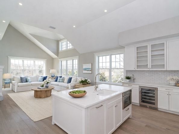 87 Elm Street 319, Cohasset MA 02025