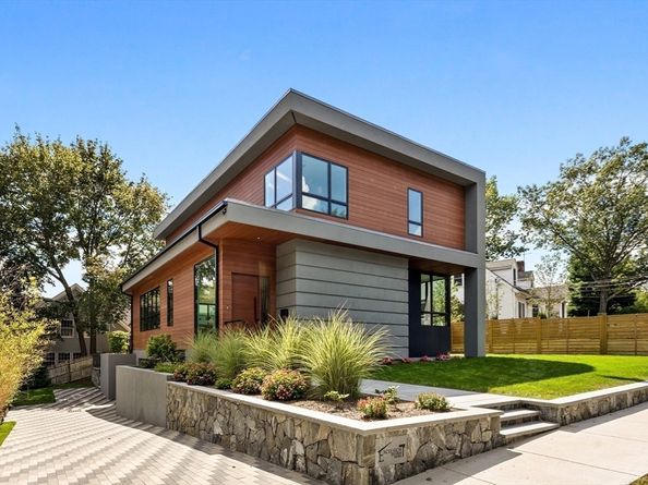 90 Auburndale Ave., Newton MA 02465