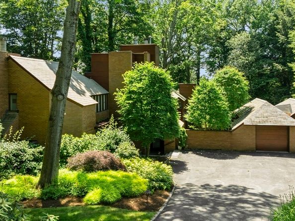 331 Heath Street, Brookline MA 02467