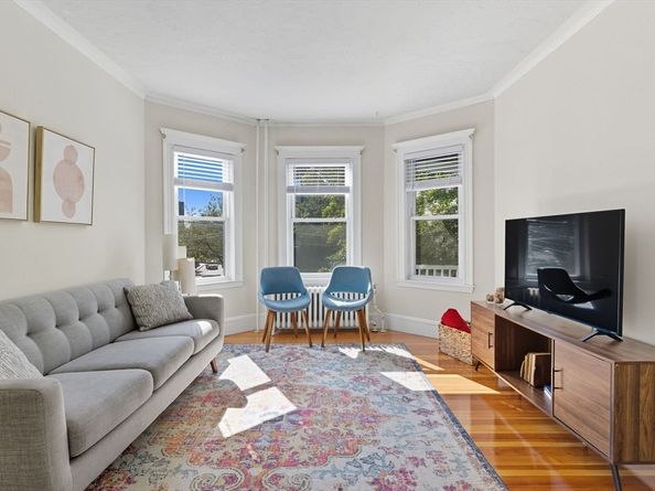 20 Rice St 2, Brookline MA 02445