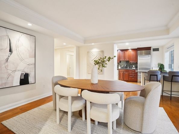 20 Chapel Street B811, Brookline MA 02446