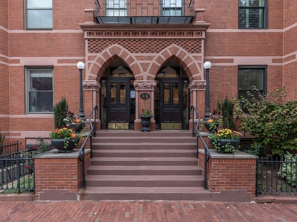 10 Cumberland Street 104, Boston MA 02115