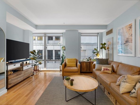 80 Broad St 306, Boston MA 02110