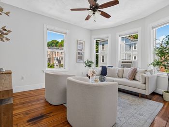 6 Kenney St