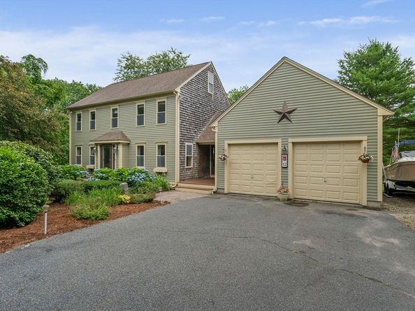 12 Hillcrest Rd, Kingston MA 02364