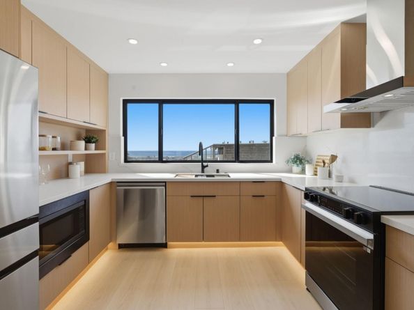 2107 39th Avenue, San Francisco CA 94116
