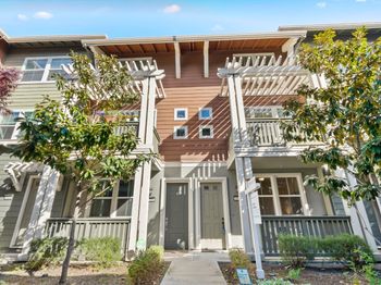 2116 Vincenzo Walkway