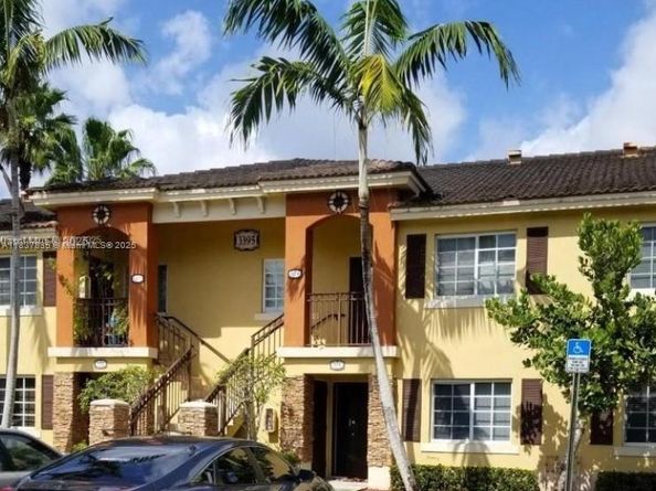 3395 NE 9th St 104, Homestead FL 33033