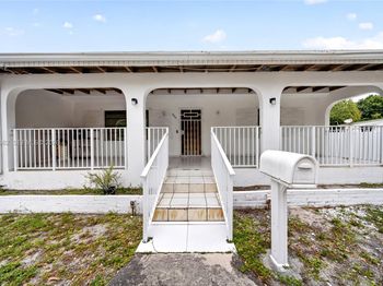 3061 NW 14th St