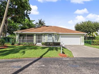 572 SE 18th Dr