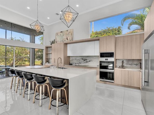 6485 NW 32nd Way, Boca Raton FL 33496